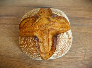 Bergsteigerbrot-jetzt-mit Dinkel